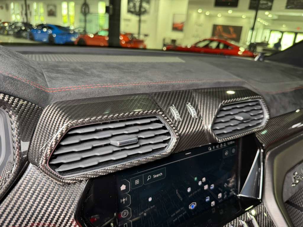 2023 Lamborghini Urus Performante Bianco Monocerus paint, Bang & Olufsen audio, carbon galore & MORE!! Fort Lauderdale FL