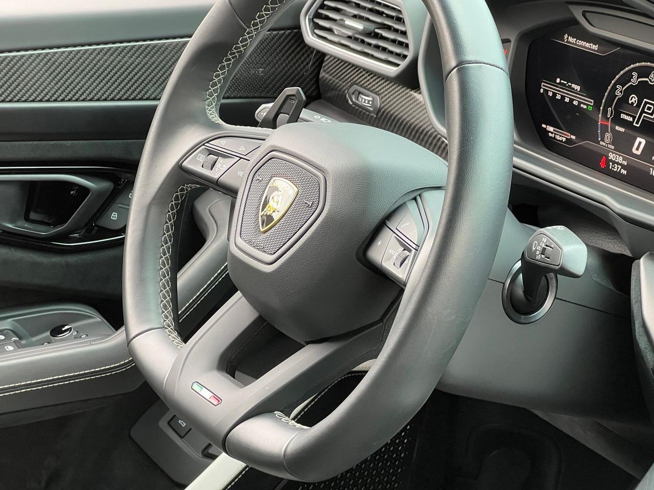 2023 Lamborghini Urus Performante - Photo 42