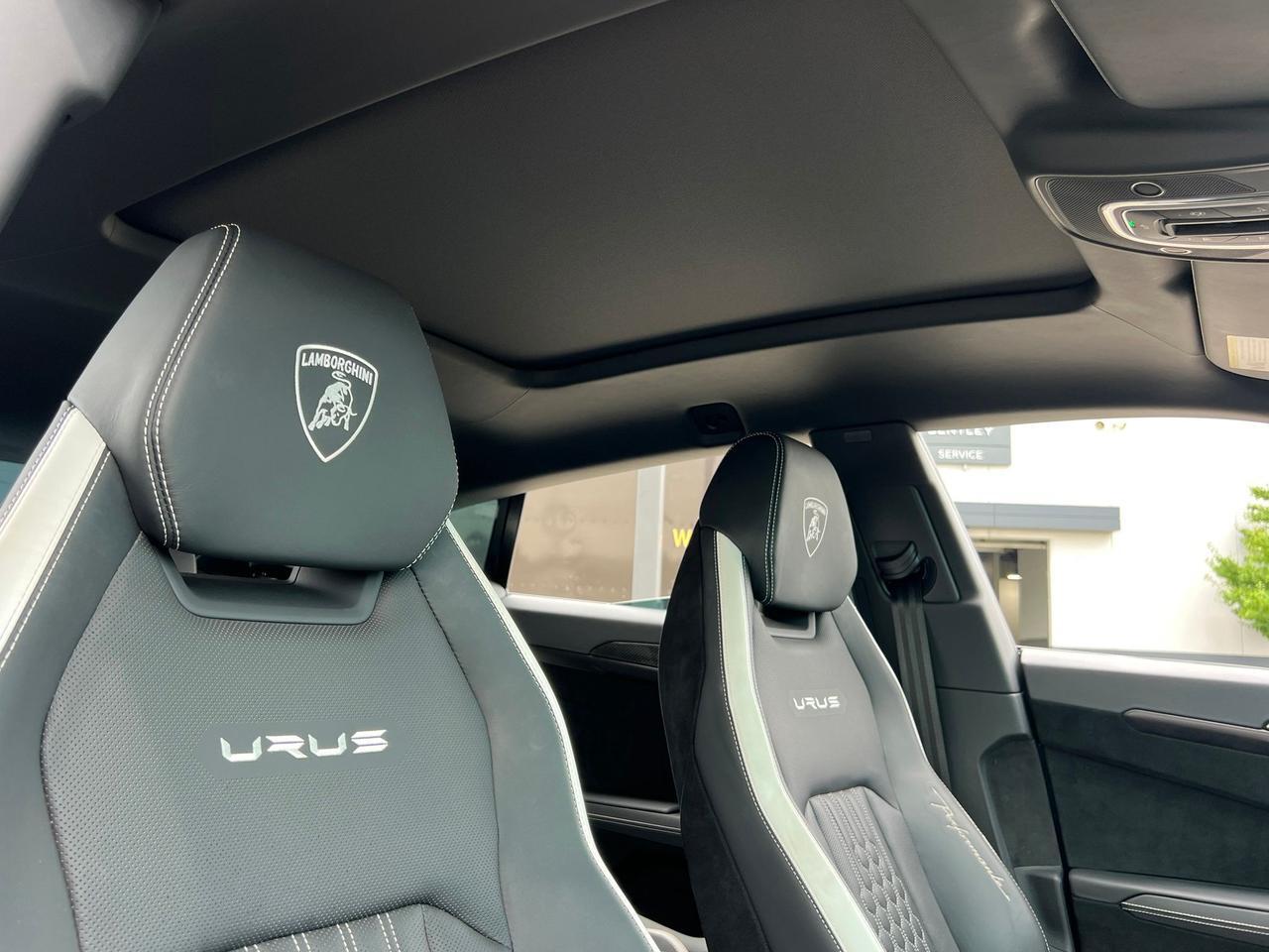 2023 Lamborghini Urus Performante - Photo 26