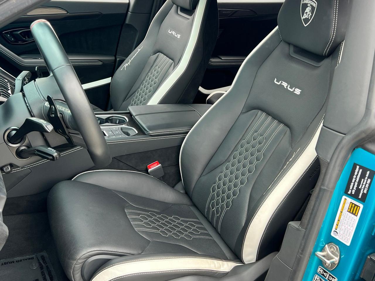 2023 Lamborghini Urus Performante - Photo 20