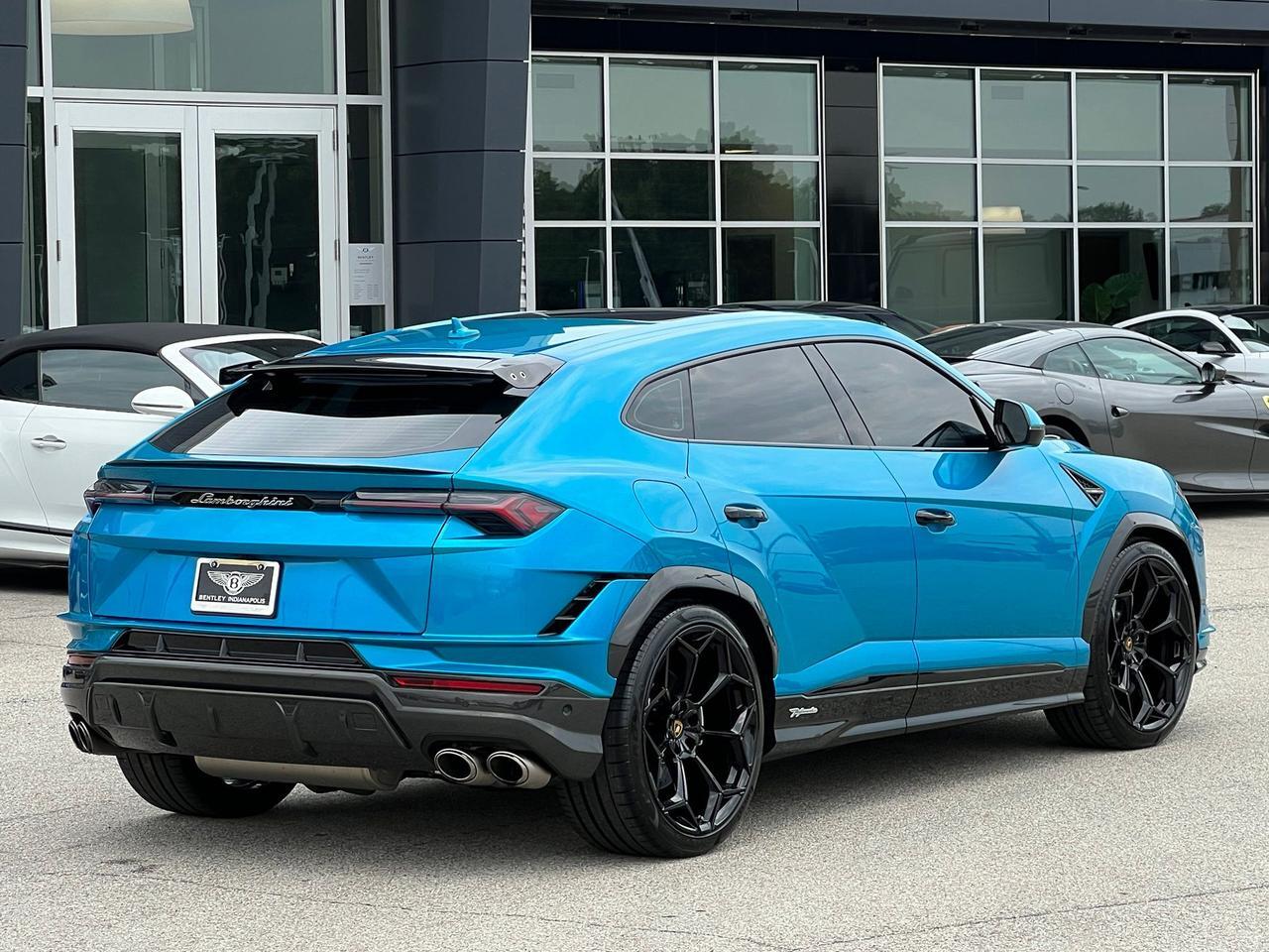 2023 Lamborghini Urus Performante - Photo 11