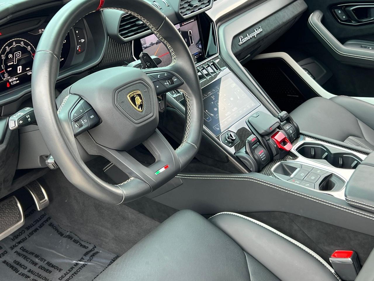 2023 Lamborghini Urus Performante - Photo 18