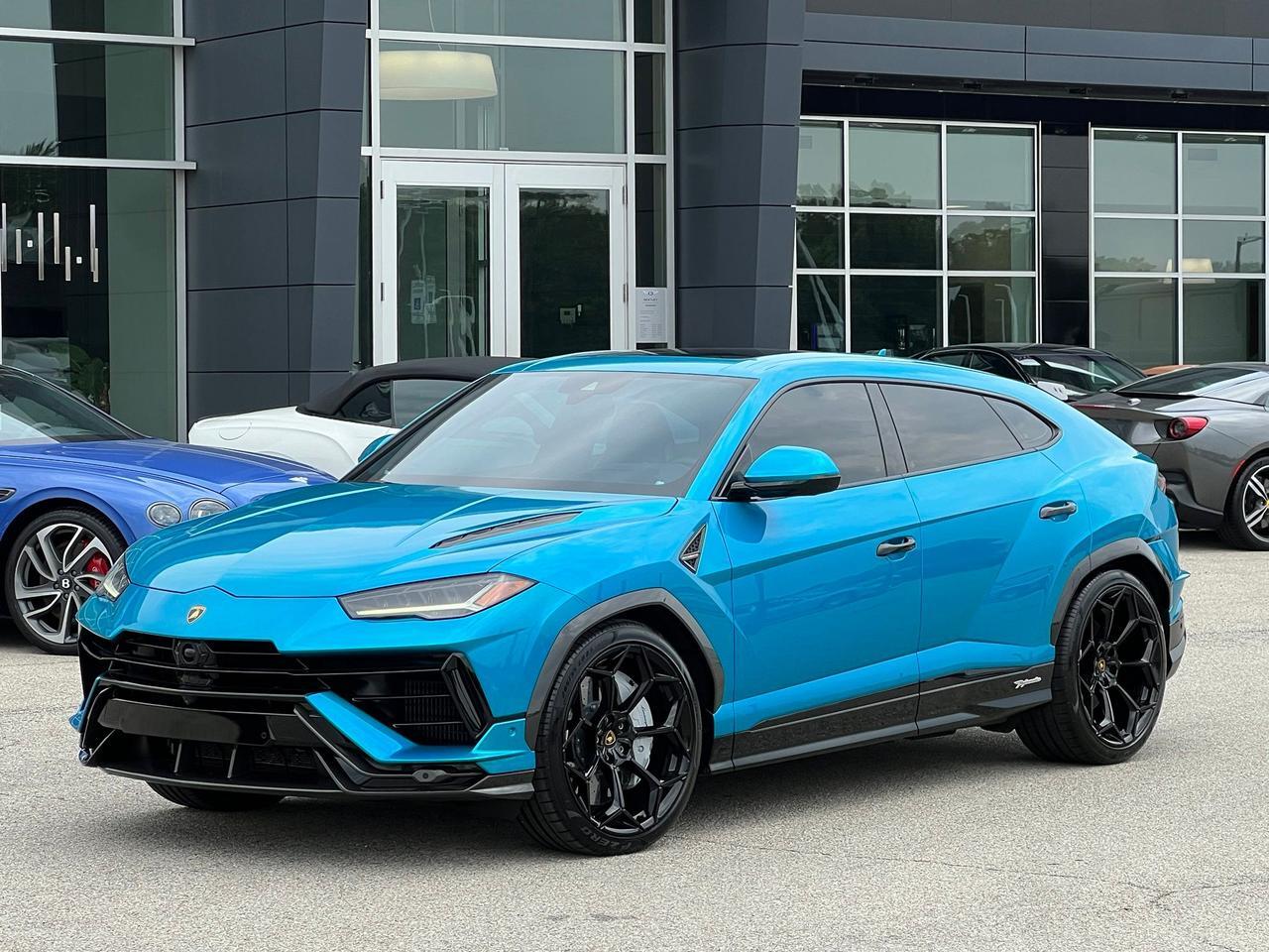 2023 Lamborghini Urus Performante