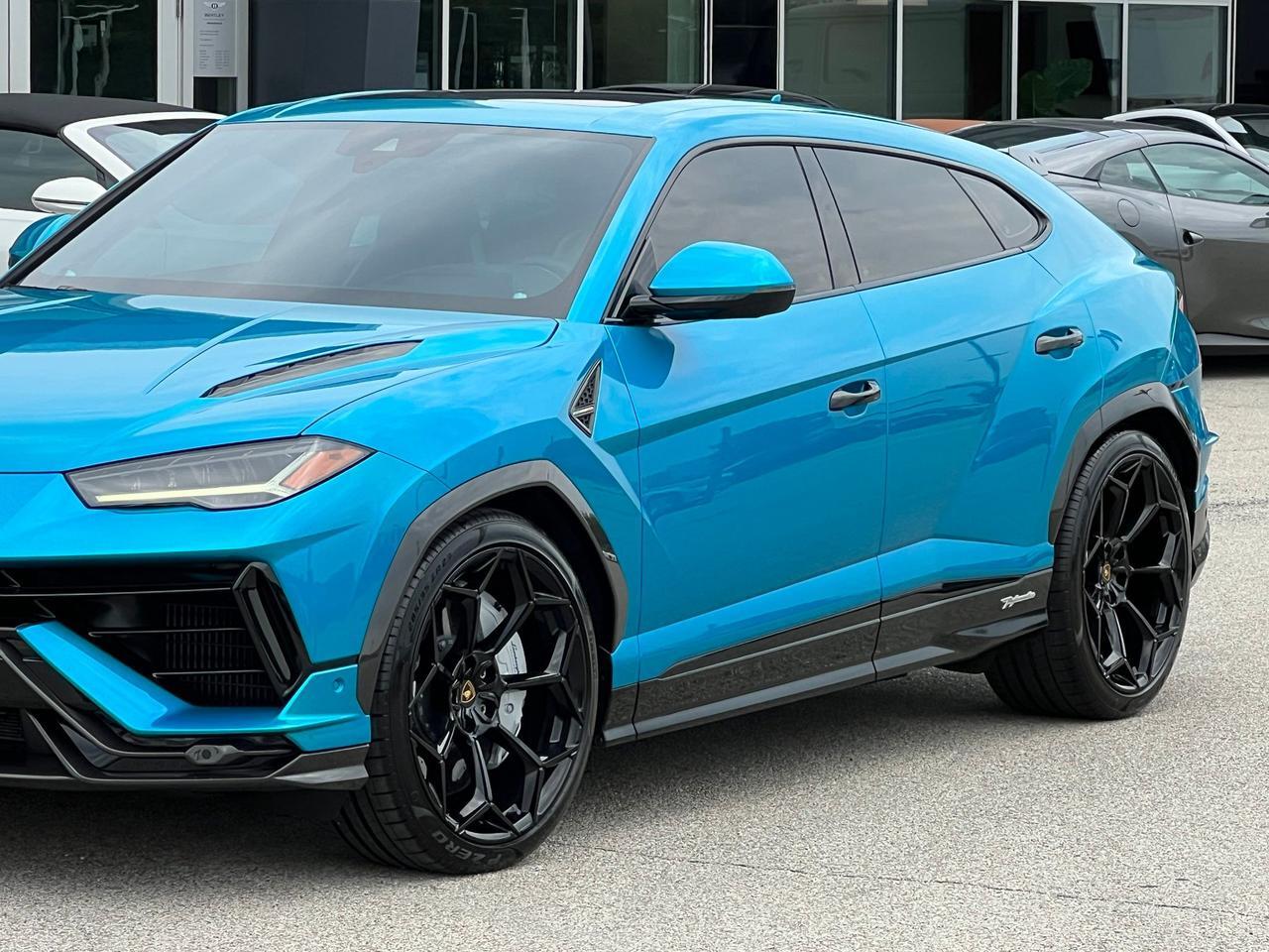 2023 Lamborghini Urus Performante - Photo 10
