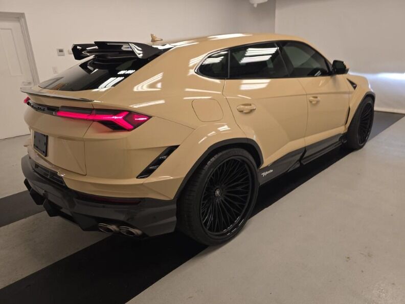2023 Lamborghini Urus Performante Miami FL