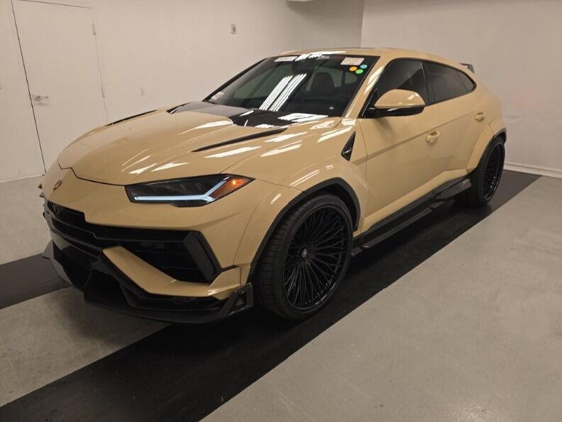 2023 Lamborghini Urus Performante