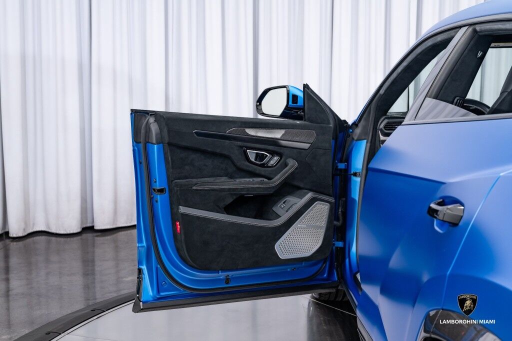 2023 Lamborghini Urus Performante North Miami Beach FL