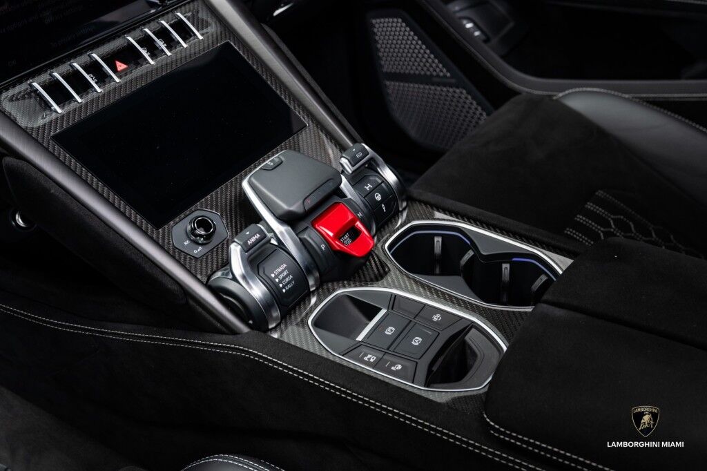 2023 Lamborghini Urus Performante North Miami Beach FL