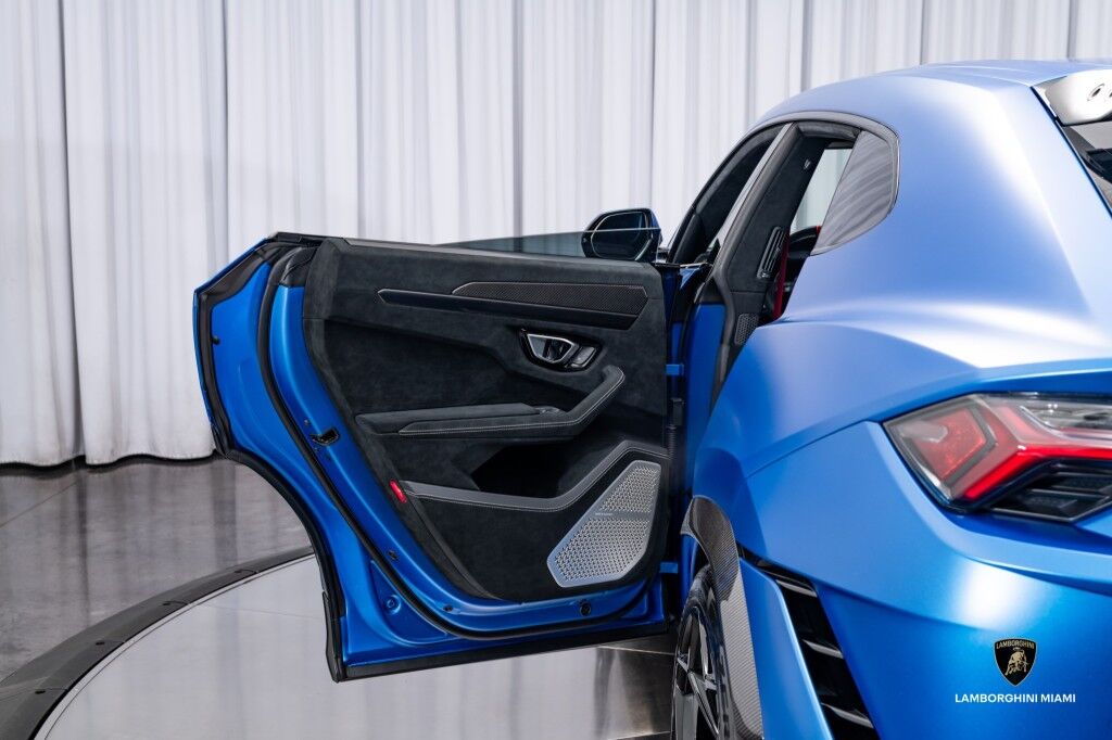 2023 Lamborghini Urus Performante North Miami Beach FL