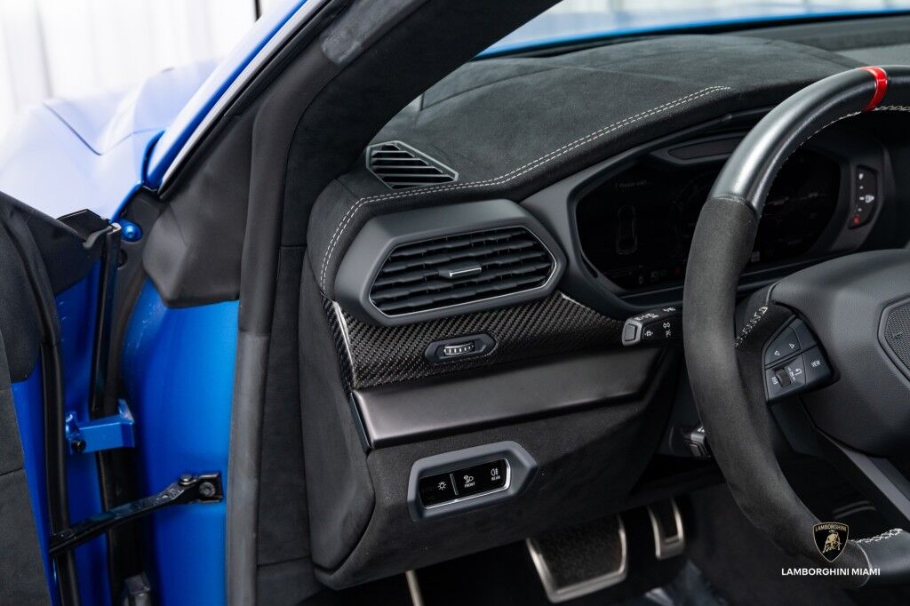 2023 Lamborghini Urus Performante North Miami Beach FL