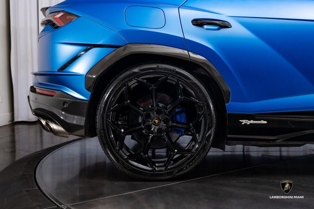 2023 Lamborghini Urus Performante North Miami Beach FL