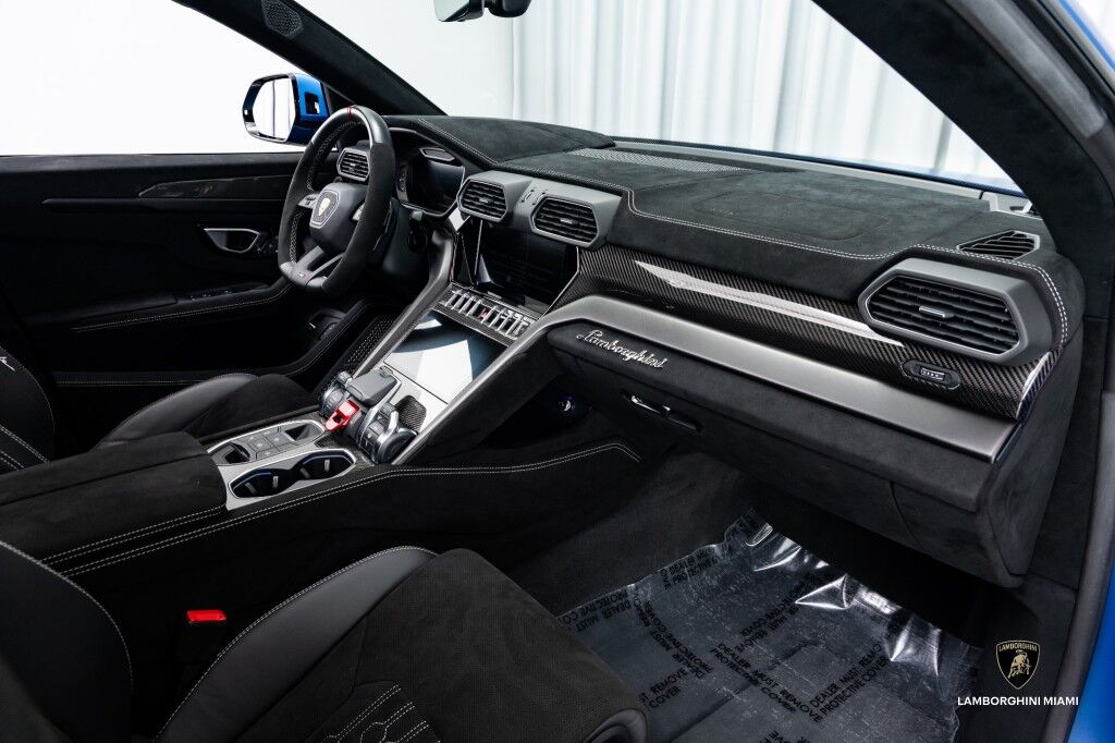 2023 Lamborghini Urus Performante North Miami Beach FL