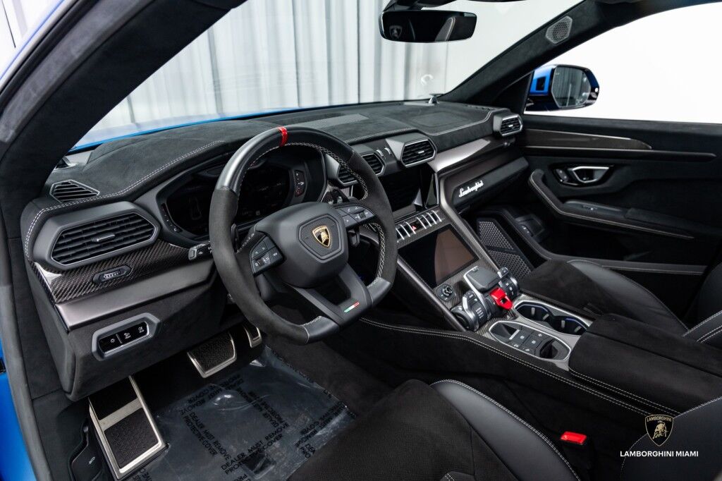 2023 Lamborghini Urus Performante North Miami Beach FL