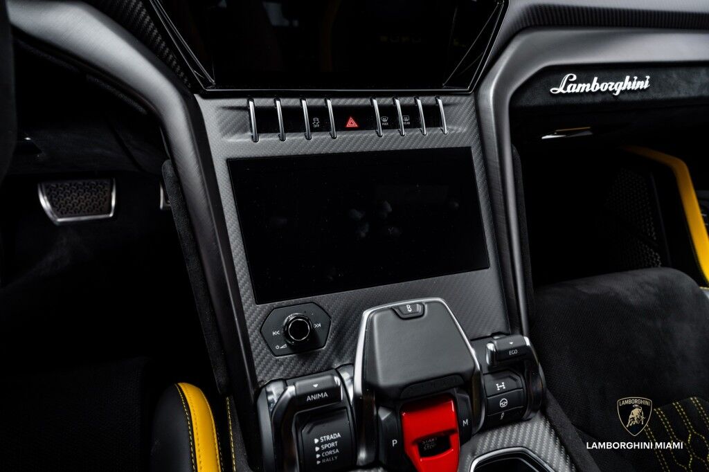 2023 Lamborghini Urus Performante North Miami Beach FL