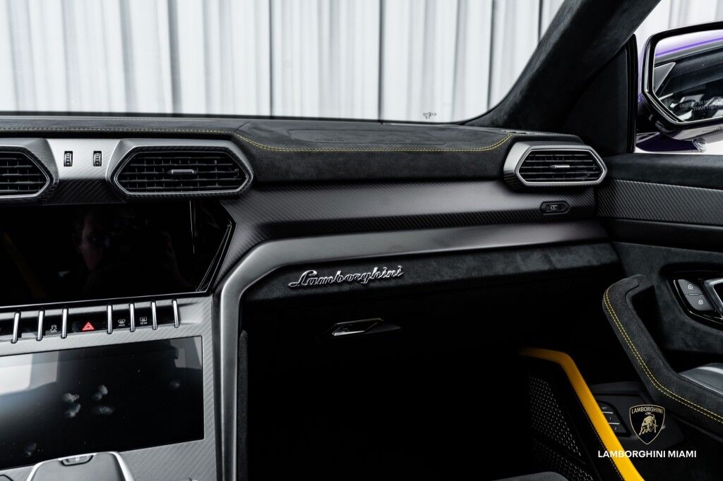 2023 Lamborghini Urus Performante North Miami Beach FL