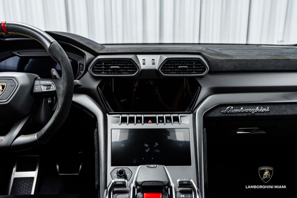 2023 Lamborghini Urus Performante North Miami Beach FL