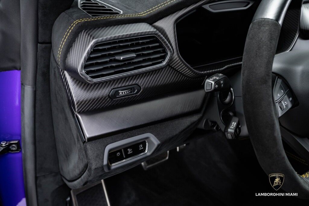 2023 Lamborghini Urus Performante North Miami Beach FL