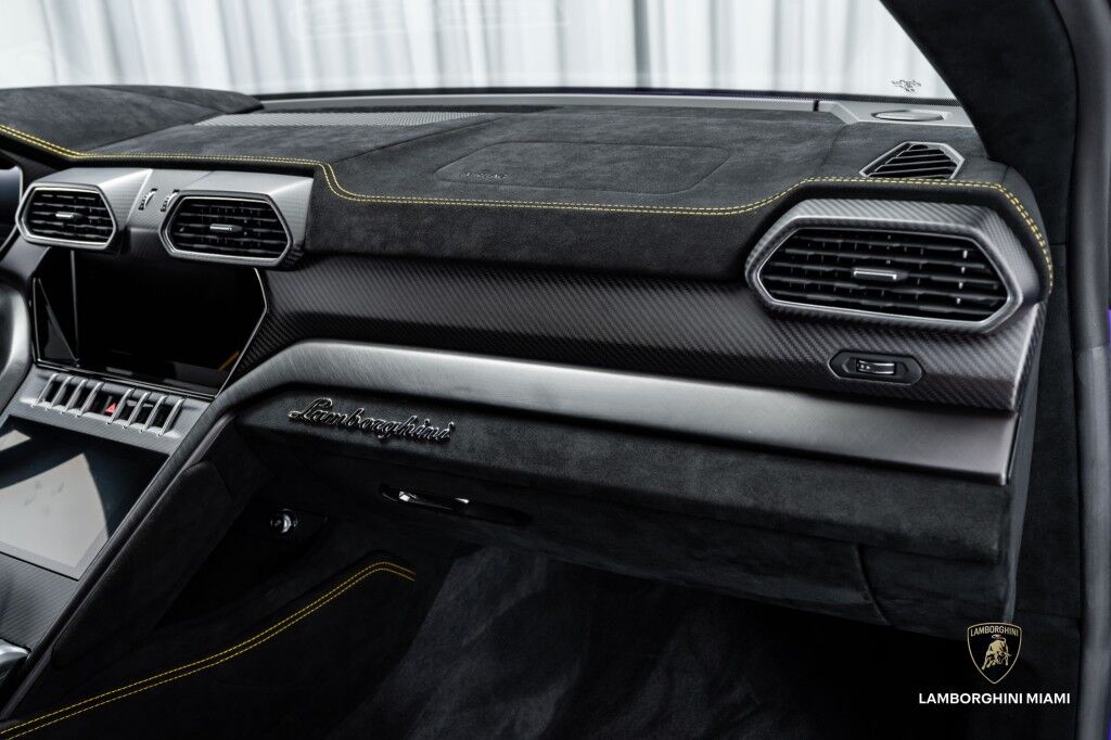 2023 Lamborghini Urus Performante North Miami Beach FL