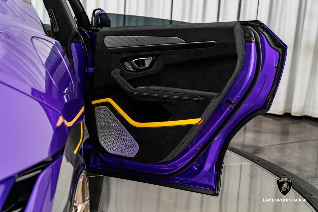 2023 Lamborghini Urus Performante North Miami Beach FL