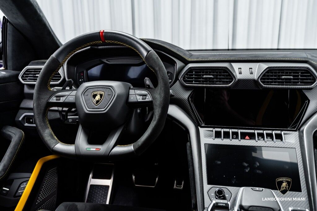 2023 Lamborghini Urus Performante North Miami Beach FL