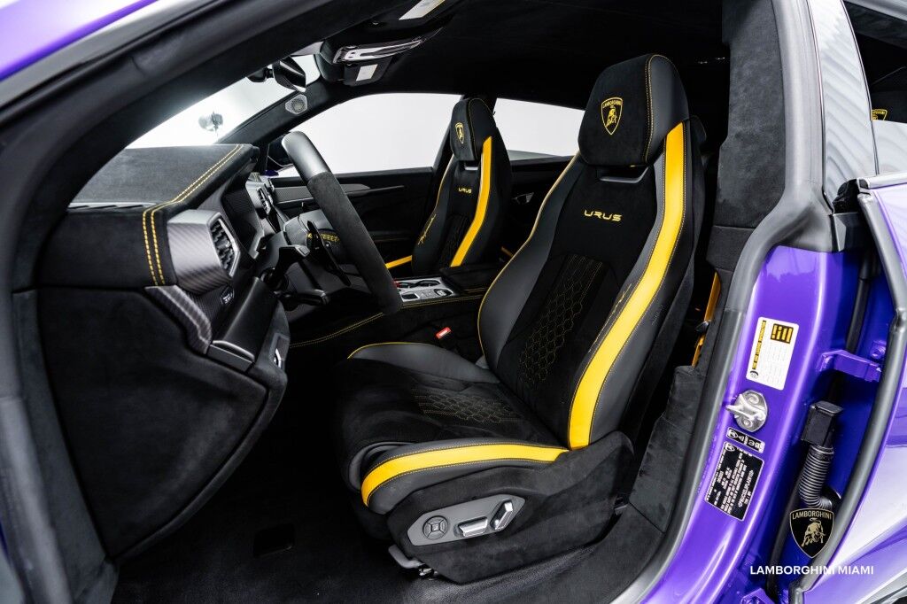 2023 Lamborghini Urus Performante North Miami Beach FL