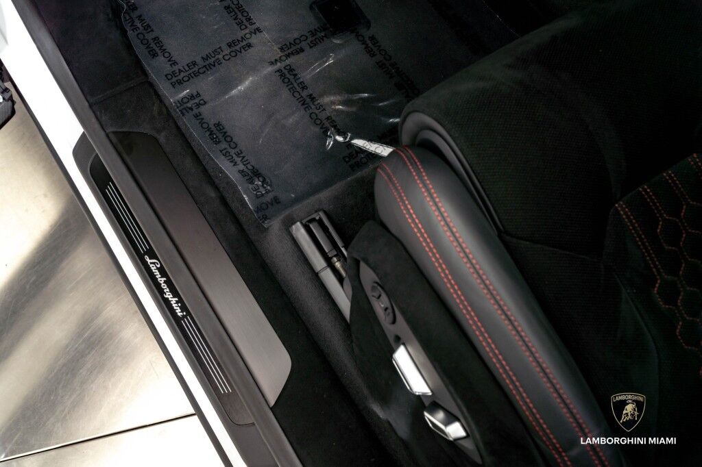 2023 Lamborghini Urus Performante North Miami Beach FL