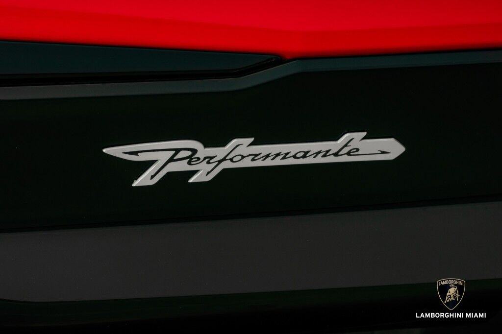 2023 Lamborghini Urus Performante North Miami Beach FL