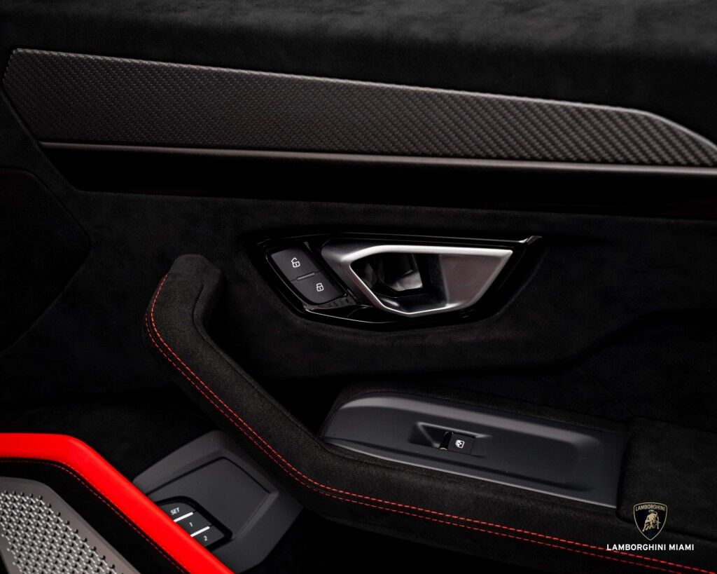 2023 Lamborghini Urus Performante North Miami Beach FL
