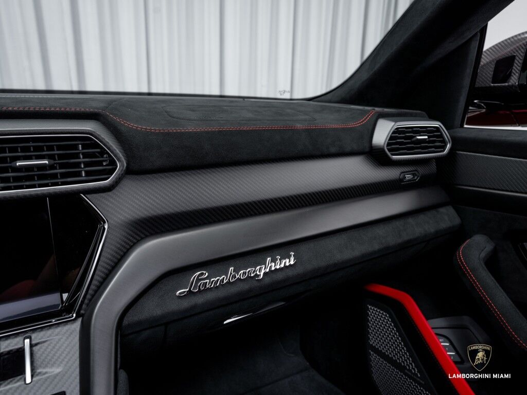 2023 Lamborghini Urus Performante North Miami Beach FL