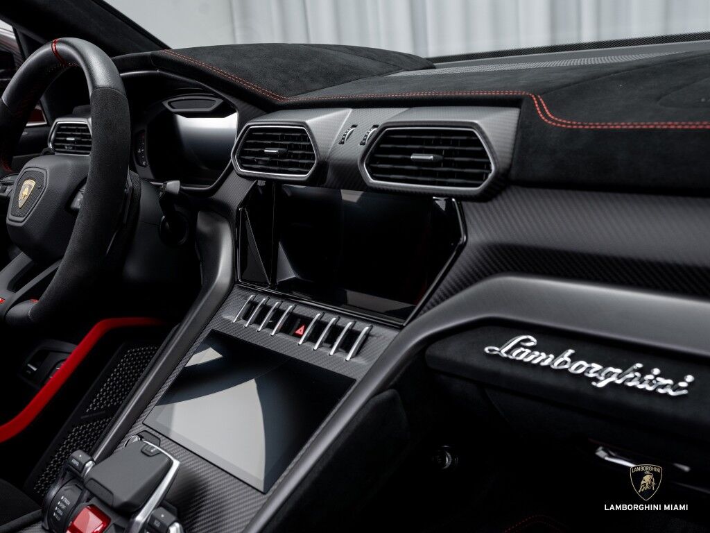 2023 Lamborghini Urus Performante North Miami Beach FL