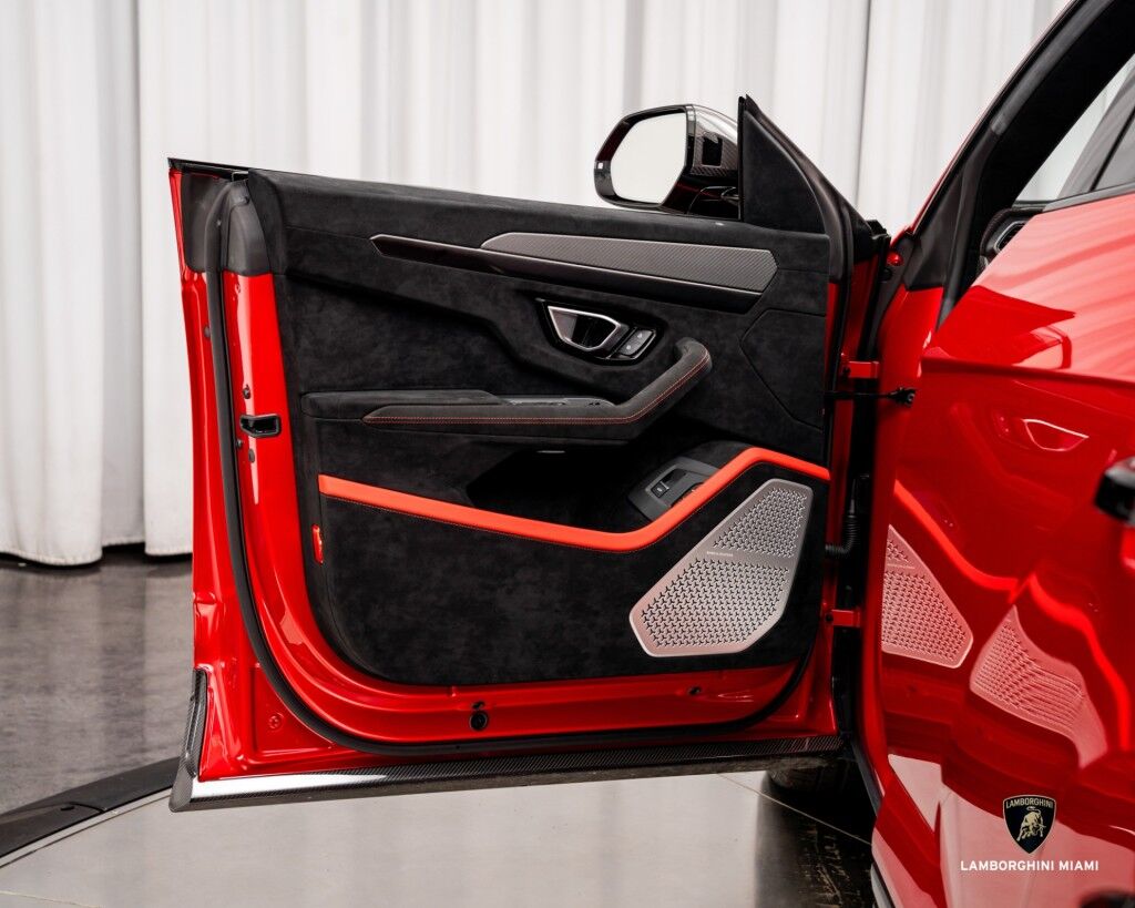 2023 Lamborghini Urus Performante North Miami Beach FL