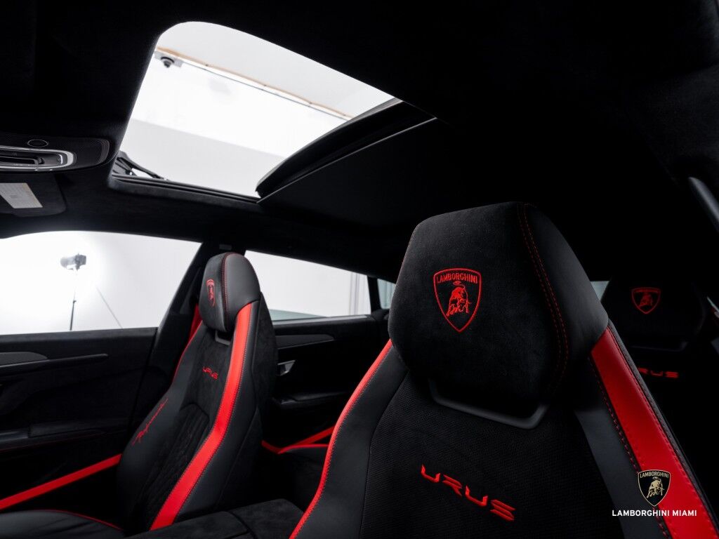2023 Lamborghini Urus Performante North Miami Beach FL