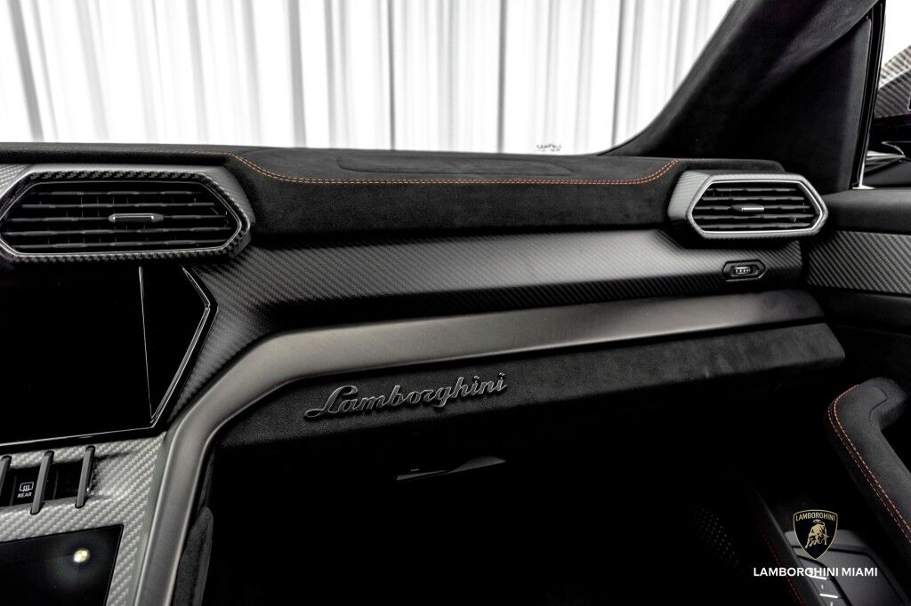 2023 Lamborghini Urus Performante North Miami Beach FL