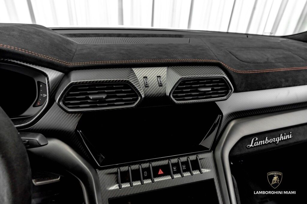 2023 Lamborghini Urus Performante North Miami Beach FL