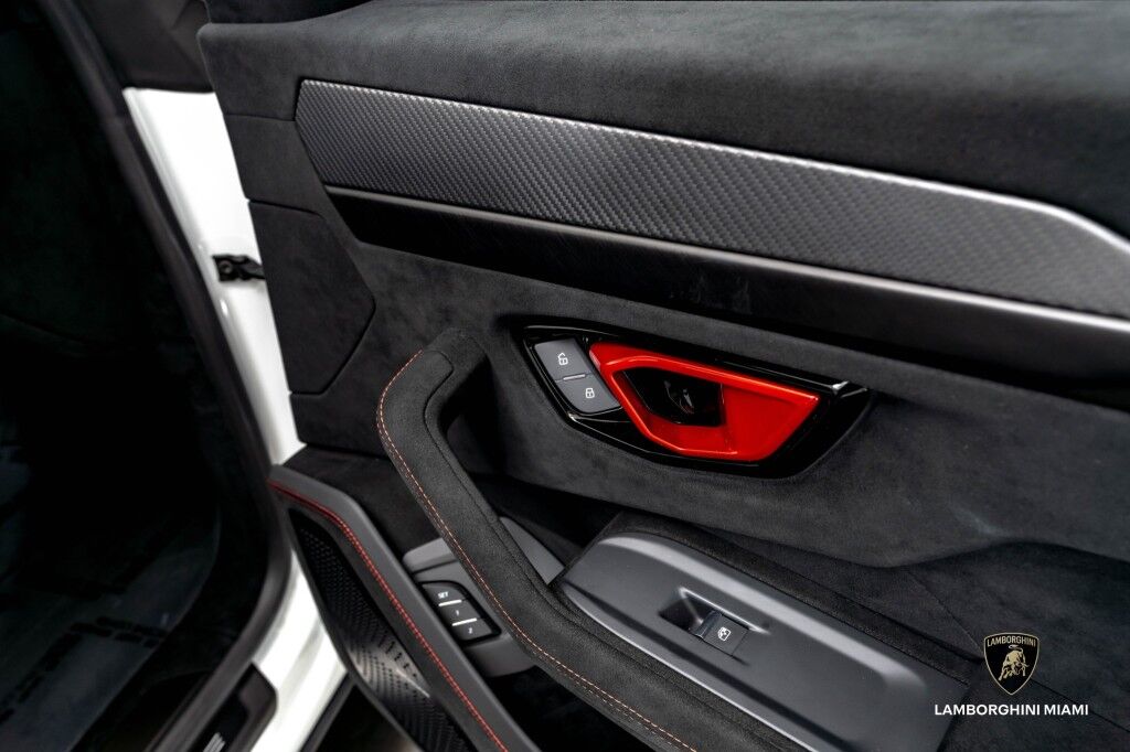 2023 Lamborghini Urus Performante North Miami Beach FL