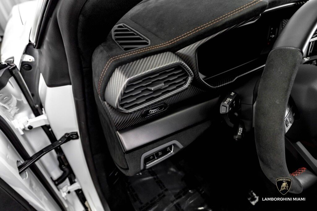 2023 Lamborghini Urus Performante North Miami Beach FL