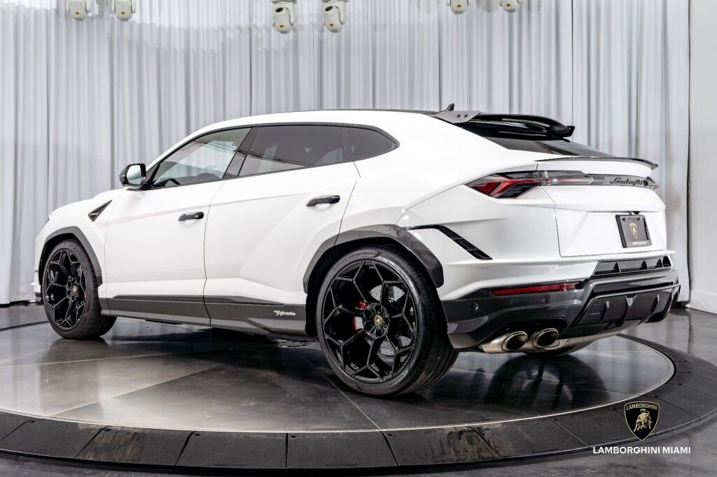 2023 Lamborghini Urus Performante North Miami Beach FL