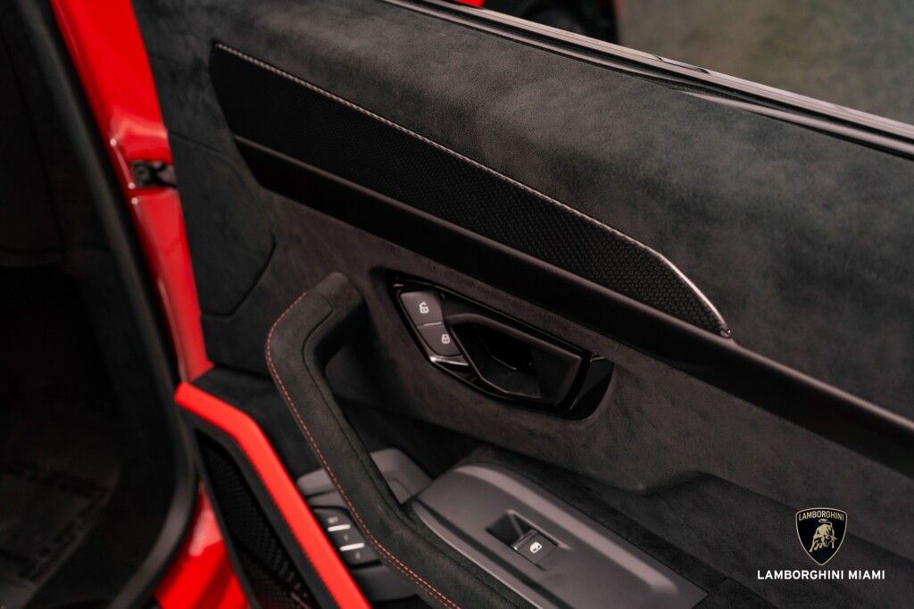 2023 Lamborghini Urus Performante North Miami Beach FL