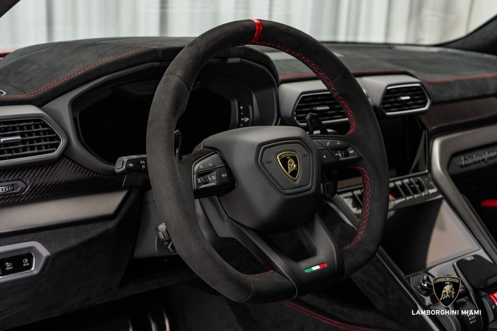 2023 Lamborghini Urus Performante North Miami Beach FL