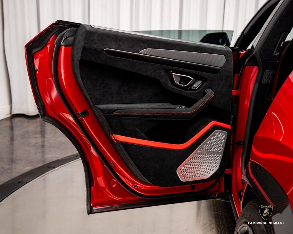 2023 Lamborghini Urus Performante North Miami Beach FL