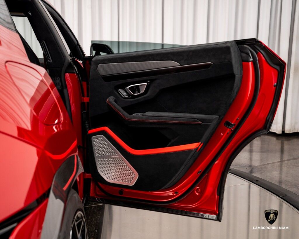 2023 Lamborghini Urus Performante North Miami Beach FL