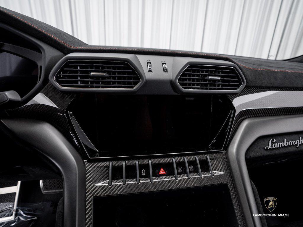 2023 Lamborghini Urus Performante North Miami Beach FL