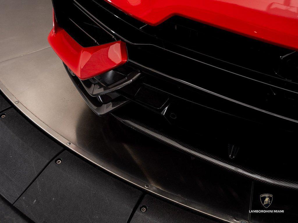 2023 Lamborghini Urus Performante
