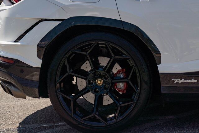 2023 Lamborghini Urus Performante Paramus NJ
