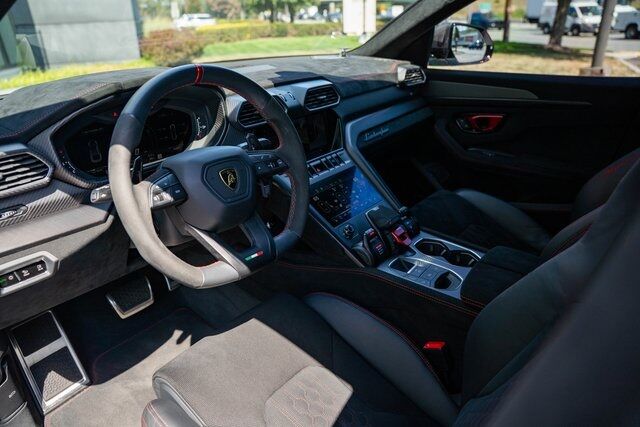 2023 Lamborghini Urus Performante Paramus NJ