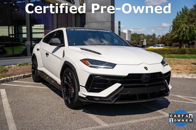 2023 Lamborghini Urus Performante