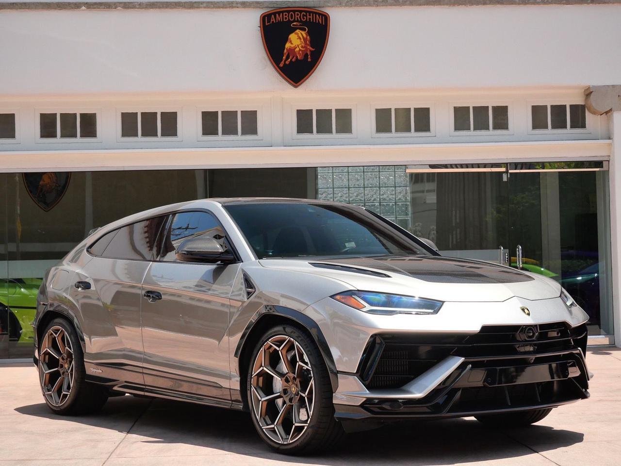 2023 Lamborghini Urus Performante Performante