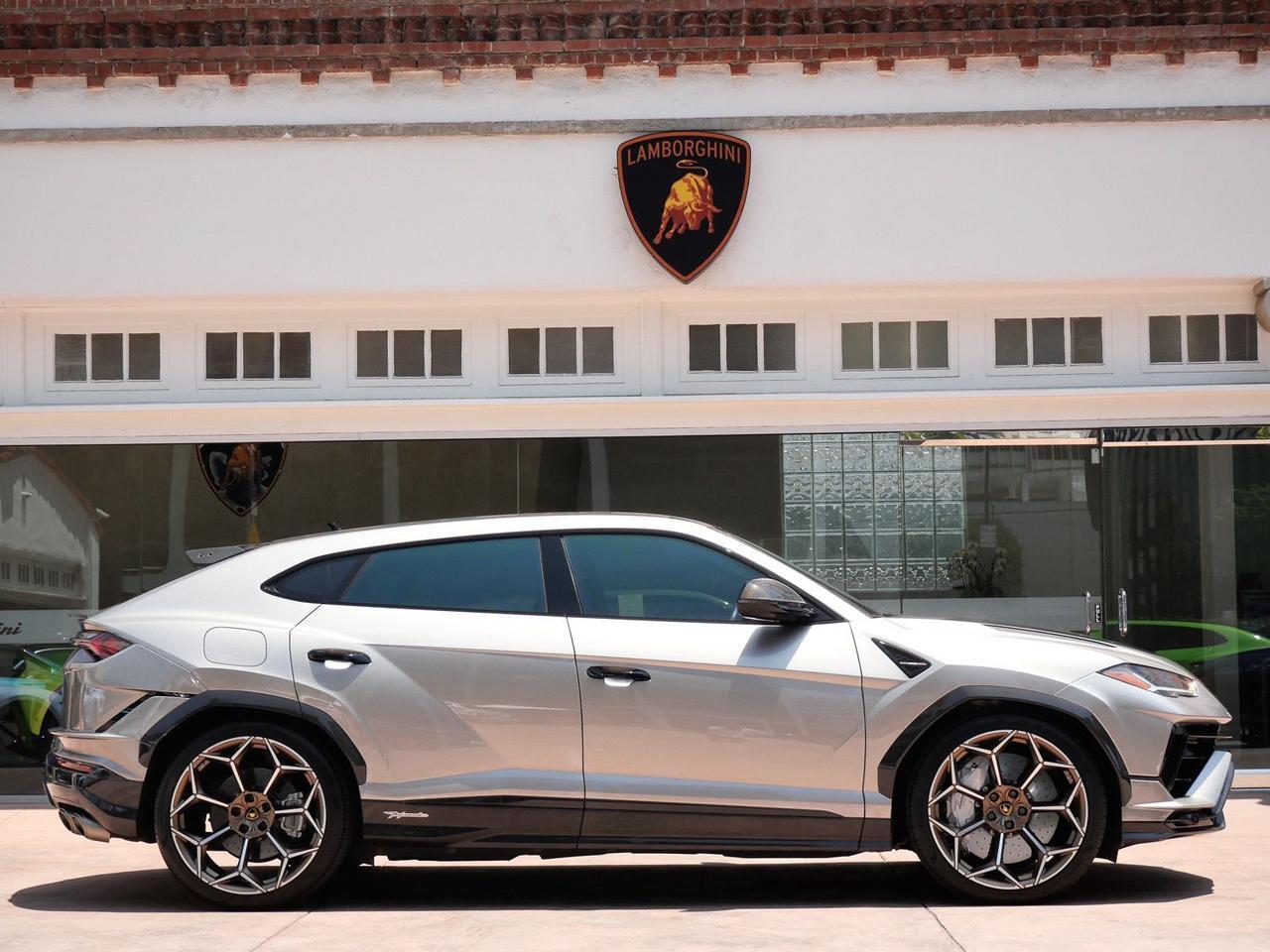 2023 Lamborghini Urus Performante Performante Lawrence KS