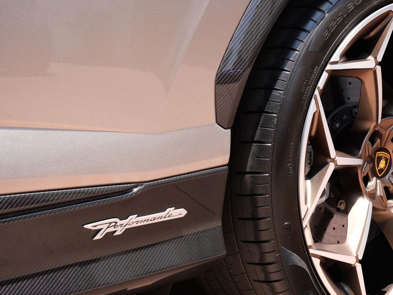 2023 Lamborghini Urus Performante Performante Lawrence KS