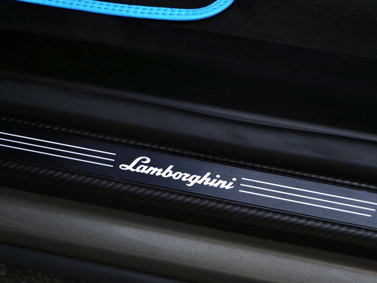 2023 Lamborghini Urus Performante Performante Lawrence KS